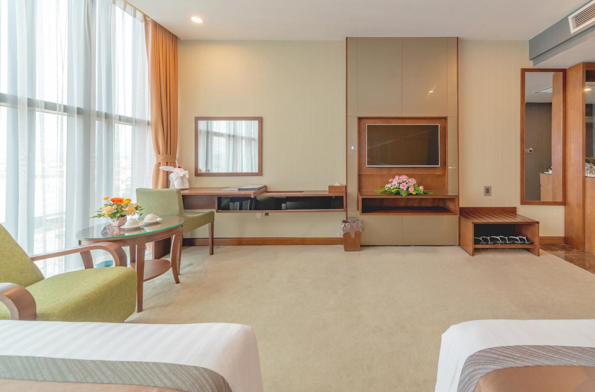 Bien Bac Hotel Mong Cai Eksteriør billede
